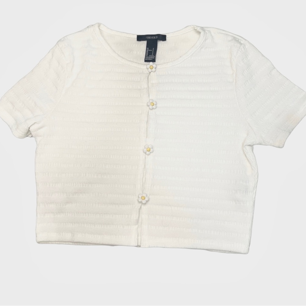 Short white shirt